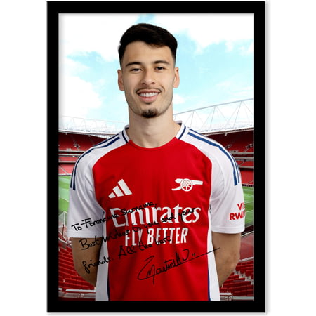 Personalised Arsenal FC Gabriel Martinelli Autograph A4 Framed Player Photo