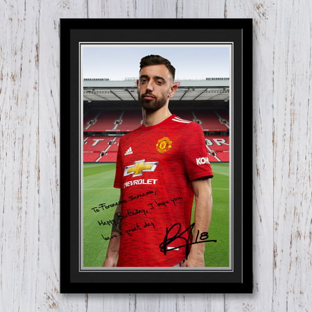 Personalised Manchester United FC Fernandes Birthday Autograph Player Photo Framed Print
